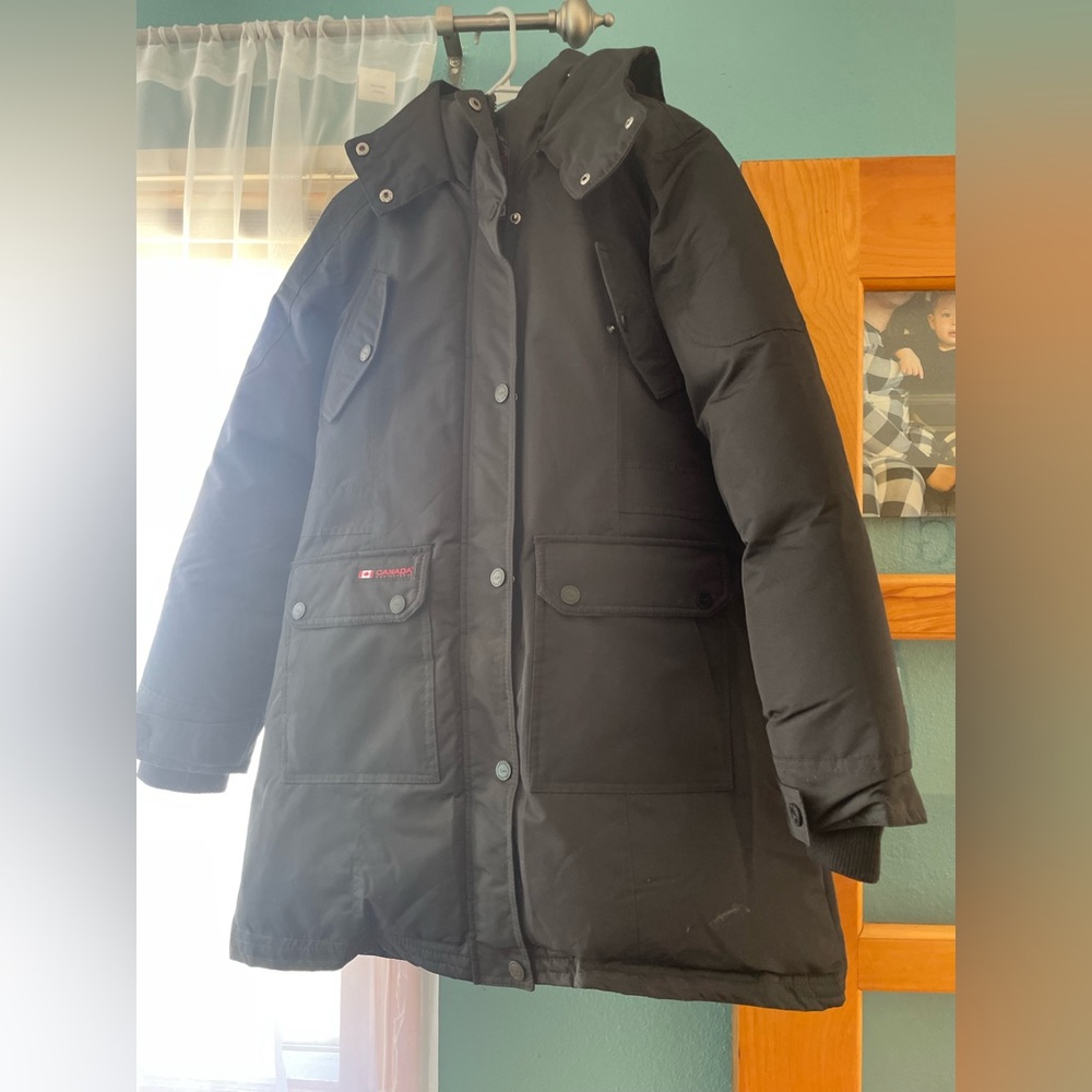 Canadian weather women’s jacket Large. Worn a handful of times, like new